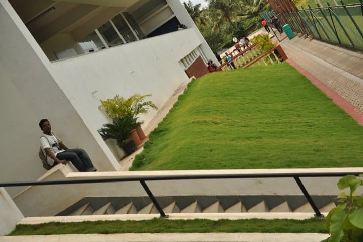 Parvatibai Chowgule College of Arts and Science, Goa campus photo 3