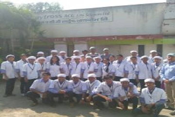 Pravara Rural Education Society's College of Pharmacy D Pharma, Chincholi campus photo 4