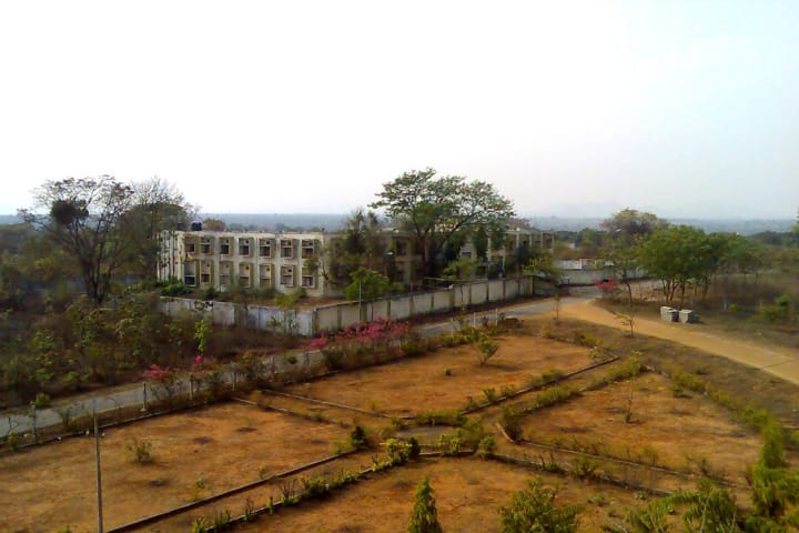 UCE-KU campus photo 5