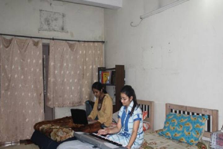 Teerthanker Mahaveer College of Law and Legal Studies, Moradabad campus photo 6