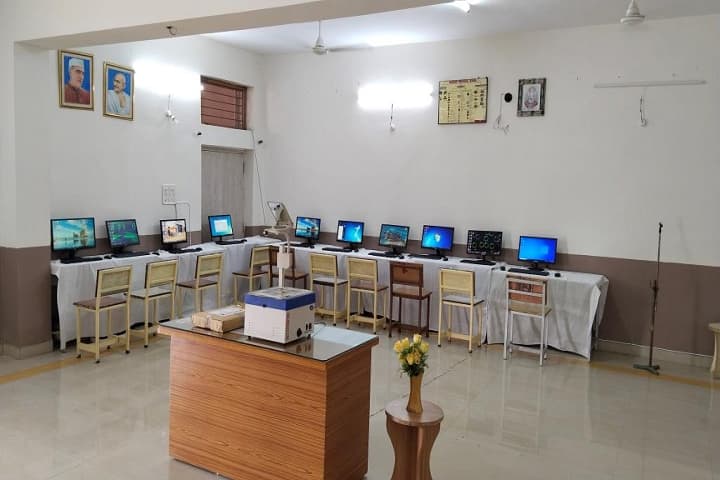 Omkar College of Professional Studies, Guna campus photo 2