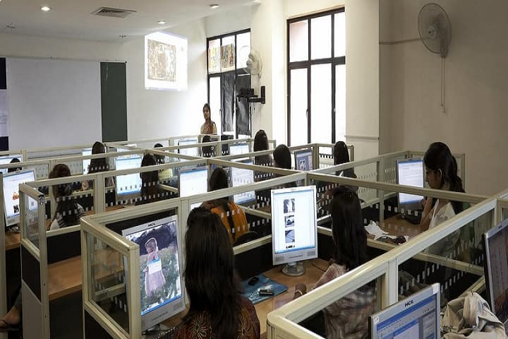 Satyam Fashion Institute, Noida campus photo 4
