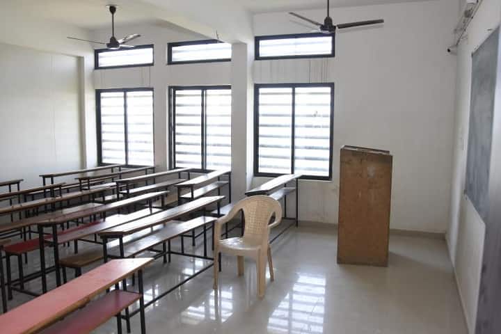 Amarjyot M Ed College and Smt Jayaben Dhirajlal Thakkar Pumpwala B Ed College, Radhanpur campus photo 4