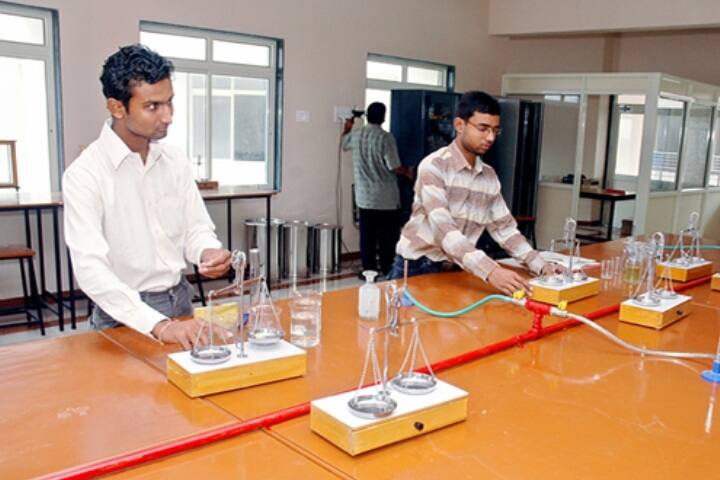 Pioneer Pharmacy Degree College, Vadodara campus photo 5