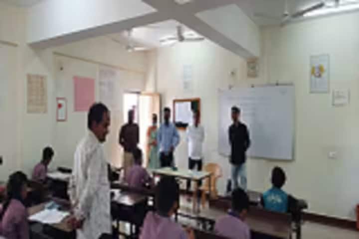 Maharani Shree Gangaba Saheb District Institute of Education and Training, Bhuj campus photo 2