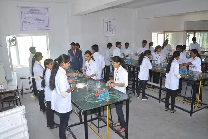 Pharate Patil College of Pharmacy Diploma, Pune campus photo 4