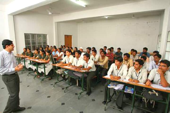 Nimra College of Pharmacy, Krishna campus photo 3