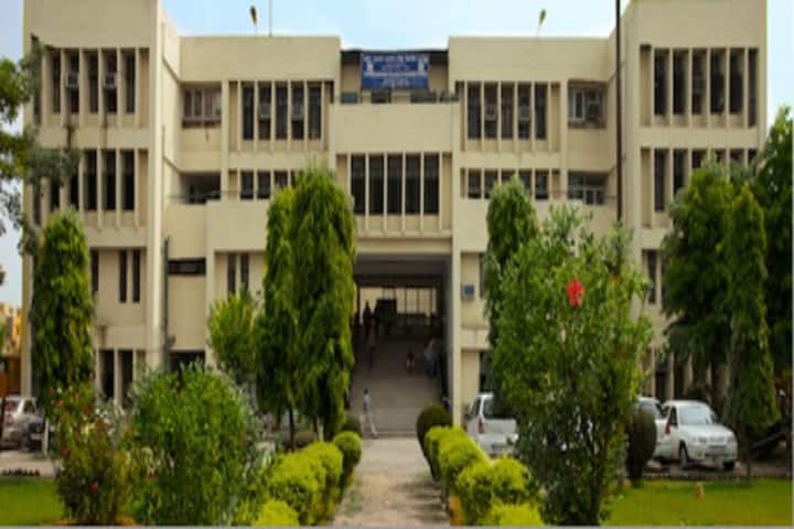 SSCBS Delhi campus photo 2