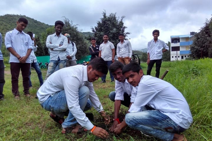 Mahalaxmi Institute of Pharmacy, Raigaon campus photo 6