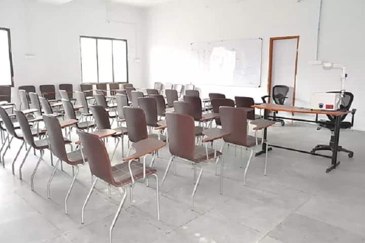 Real Institute of Management and Research, Nagpur campus photo 2