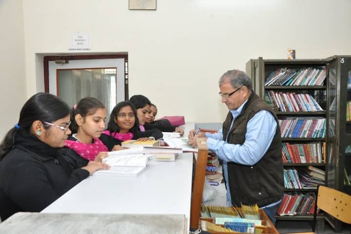 Rao Lal Singh College of Education, Gurugram campus photo 4