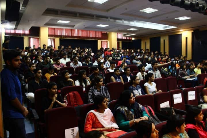 Dyal Singh College, New Delhi campus photo 5