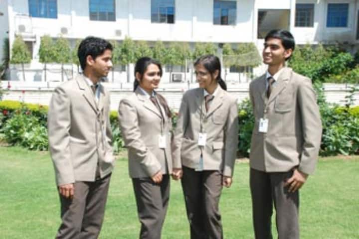 IIMT Management College, Meerut campus photo 5