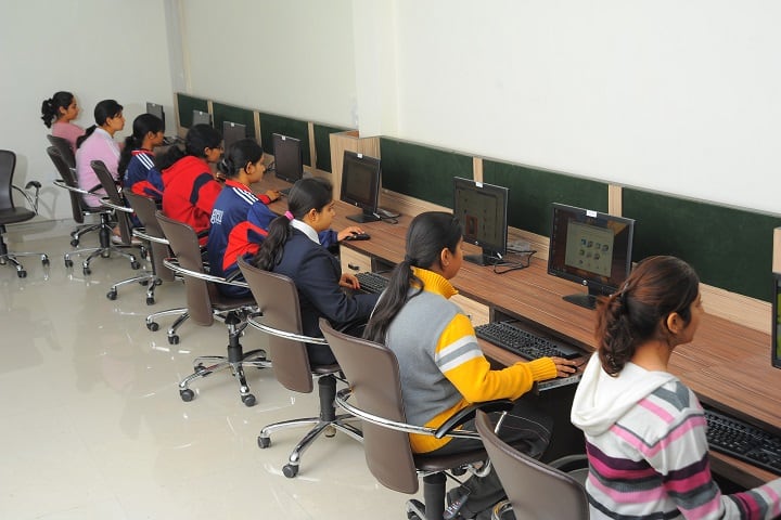 Shri Onkar Singh Memorial Women Teacher's Training College, Ajmer campus photo 2