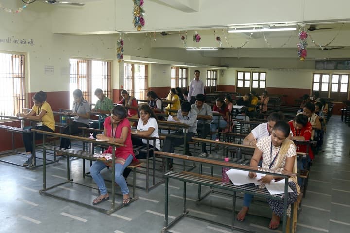 Shrimati Vasantiben Ranchhodbhai Bhakta Panama Vav College of Education, Surat campus photo 4