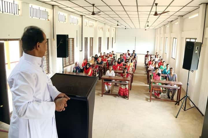 Mother Teresa College of Teacher Education, Perambra campus photo 3
