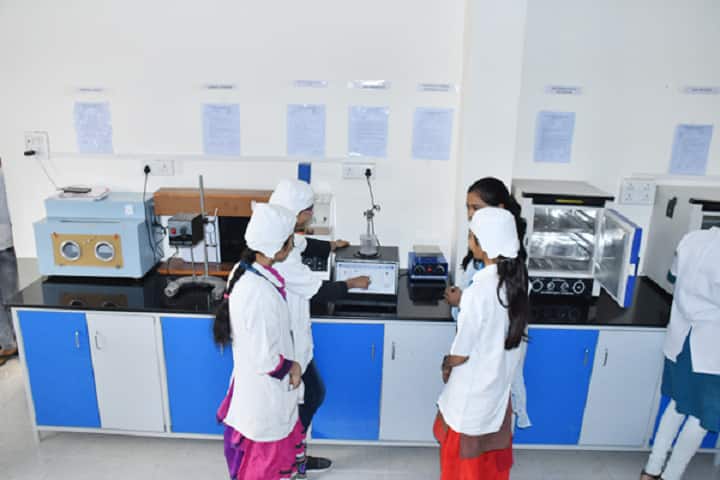 Shri Prakashchand Jain College of Pharmacy and Research, Jalgaon campus photo 4