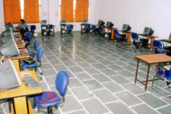 Pacific College of Pharmacy, Udaipur campus photo 4