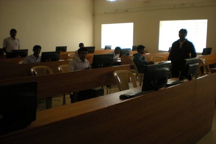 Shri Laxmanrao Mankar Institute of Pharmacy, Amgaon campus photo 3
