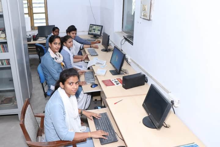 Baikunthi Devi Kanya Mahavidyalaya, Agra campus photo 5