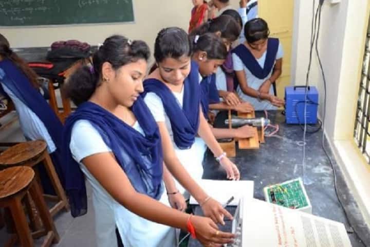 Indira Gandhi College, New Nanded campus photo 4