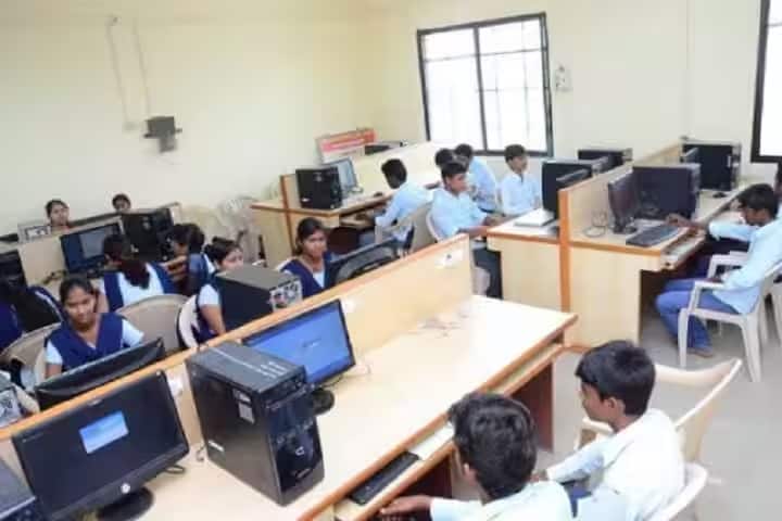 Indira Gandhi College, New Nanded campus photo 5
