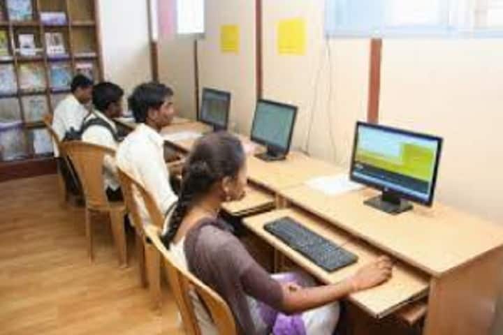 Nanded Education Society's, People's College, Nanded campus photo 5