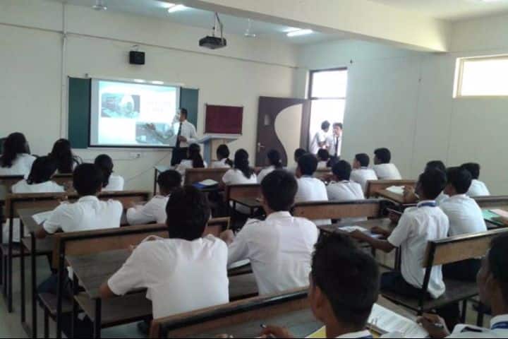 IIMG Gurgaon campus photo 2