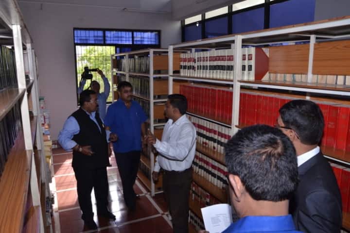 VP Law College campus photo 3