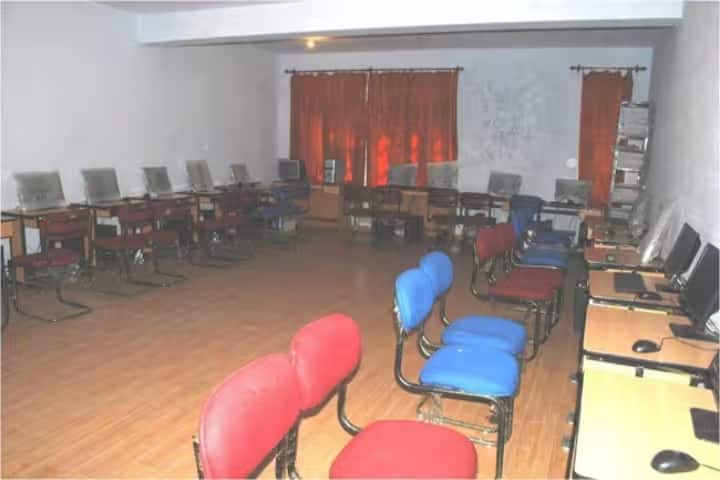 Islamia Faridiya College of Education, Kishtwar campus photo 2