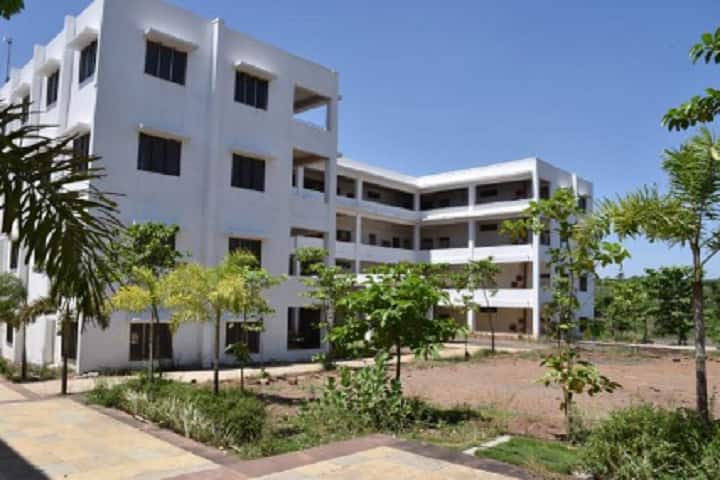 Shree Santkrupa College of Pharmacy, Karad campus photo 2