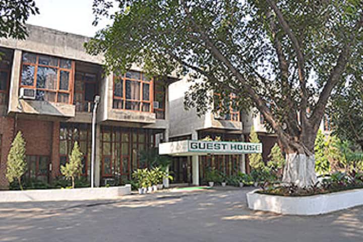 Guru Nanak Dev University College, Patti campus photo 2