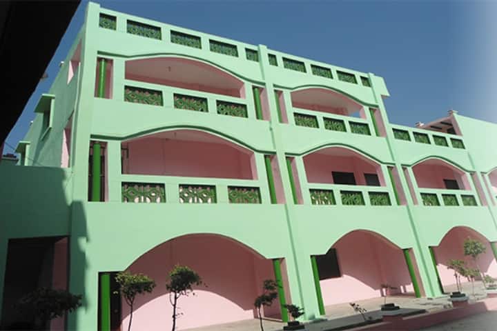 Niranjan Institute of Education Technology, Meerut campus photo 3