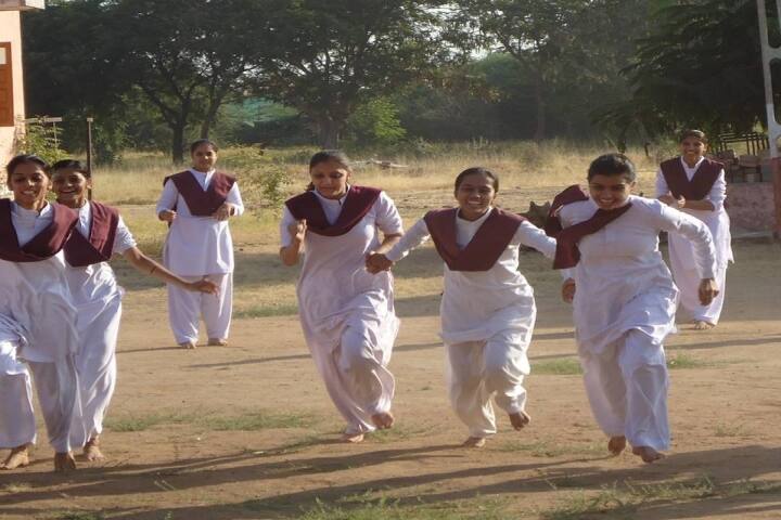 Shri CH Shah Maitri Vidyapeeth Mahila College and Education, Surendranagar campus photo 6