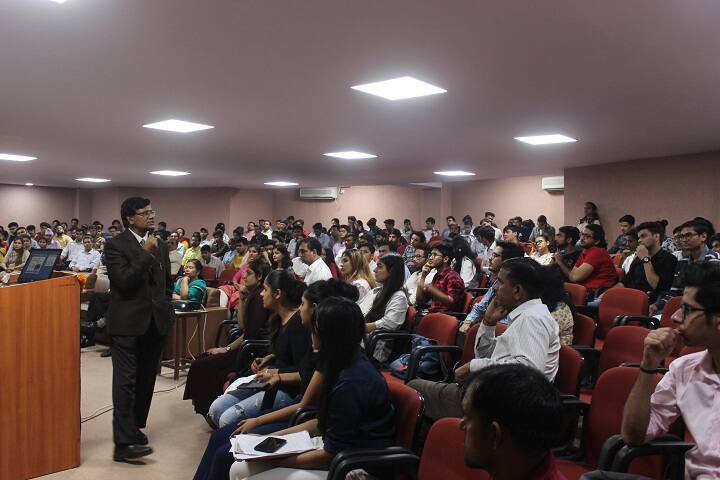 HRMITM Delhi campus photo 5