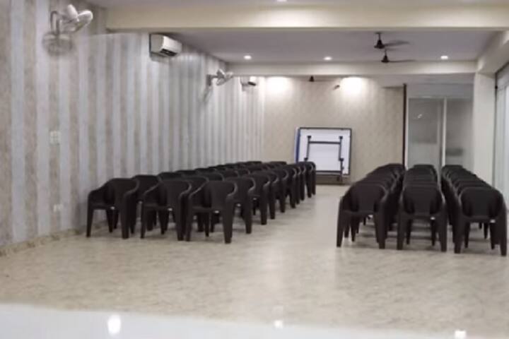 International School Of Business Studies, Gurgaon campus photo 4