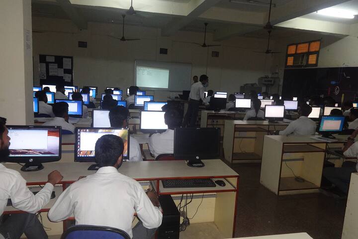 Raj Kumar Goel Institute of Technology Pharmacy, Ghaziabad campus photo 4