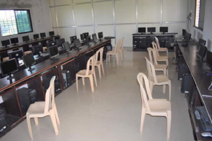 Shree PE Tatya Patil Institute of Pharmacy, Jalgaon campus photo 4