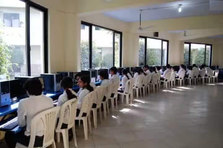 Sat Priya College of Education, Rohtak campus photo 4