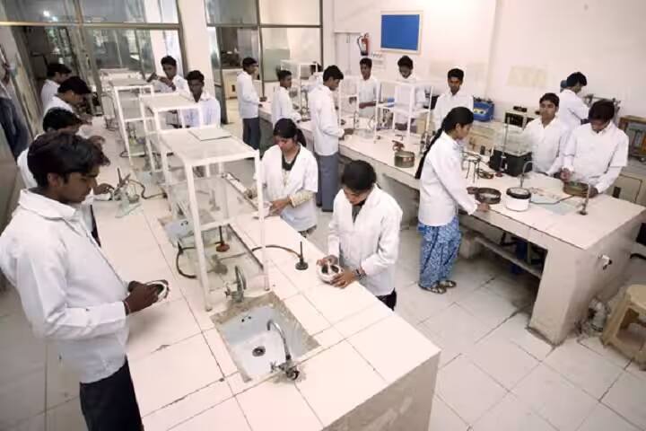 Technocrats Institute of Technology Pharmacy, Bhopal campus photo 5
