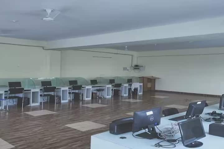 Tahira Institute of Medical Sciences, Gorakhpur campus photo 3