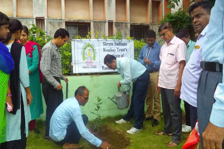 Shram Sadhana Bombay Trust's Institute of Pharmacy, Jalgaon campus photo 6