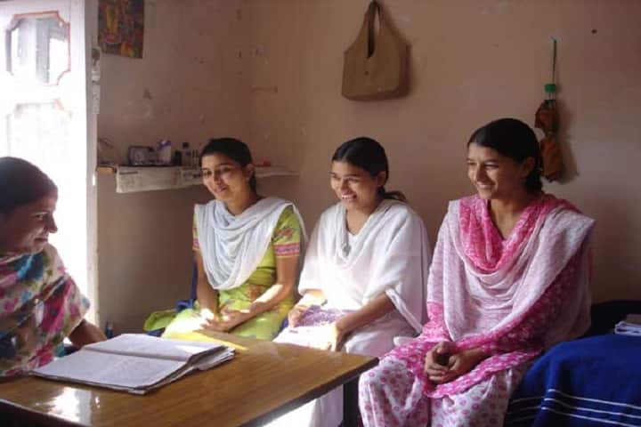 Swami Vishwatamanand Saraswati College of Education, Sunderbani campus photo 4