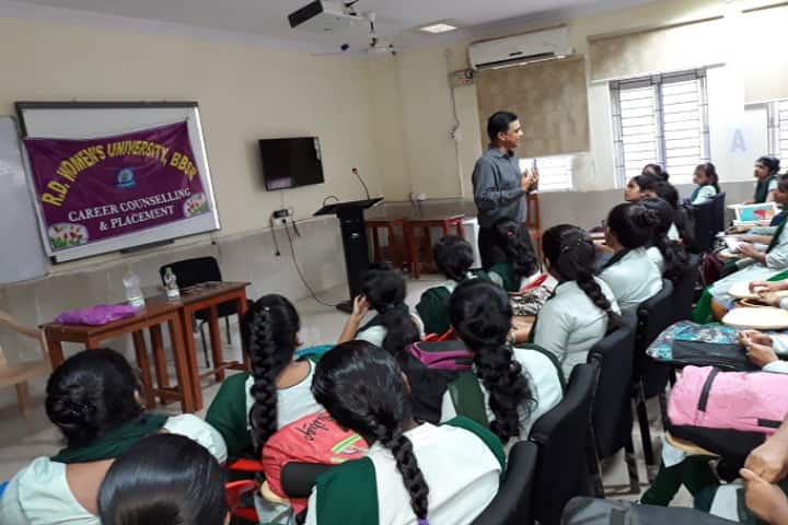 Rama Devi Women's University, Bhubaneswar campus photo 3