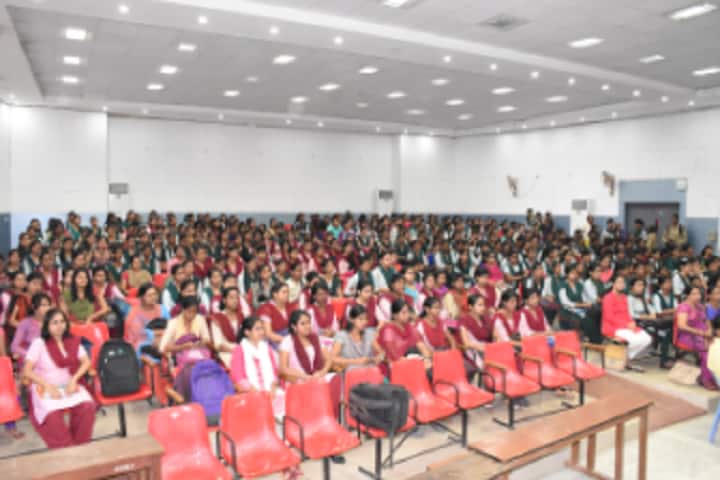 Rama Devi Women's University, Bhubaneswar campus photo 5