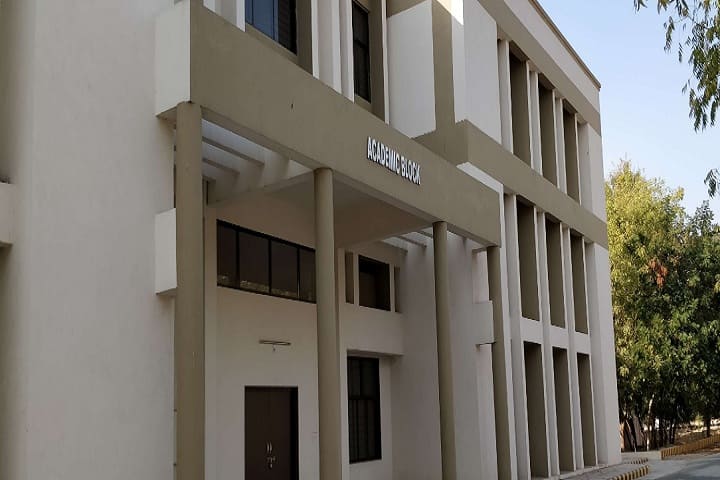 Government Polytechnic, Palanpur campus photo 2