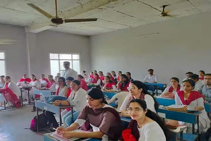 Meenakshi College of Education, Ballabgarh campus photo 4