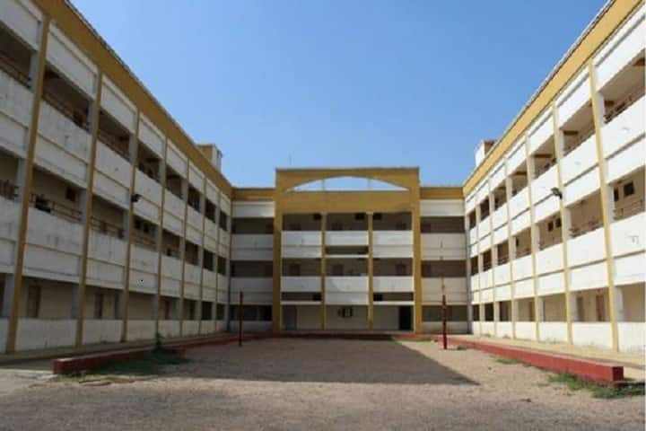 SSR College of Pharmacy, Sayli Silvassa campus photo 2
