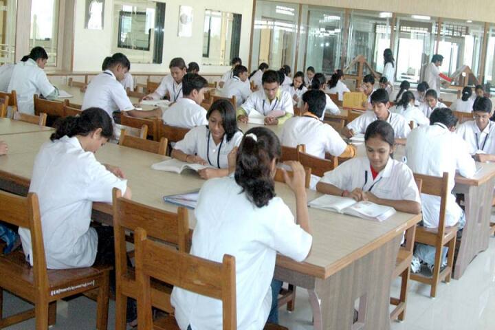 SSR College of Pharmacy, Sayli Silvassa campus photo 4