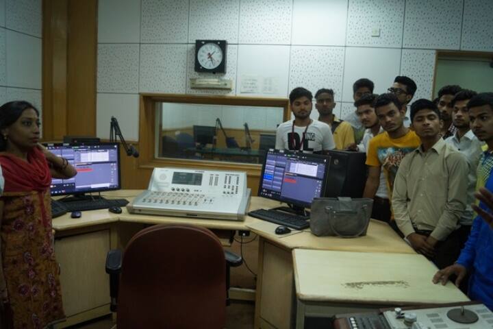 Ganesh Shankar Vidyarthi Subharti Institute of Journalism and Mass Communication, Meerut campus photo 2
